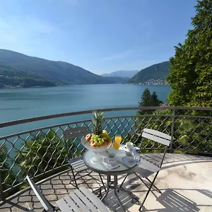 Villa Rina Deluxe And
